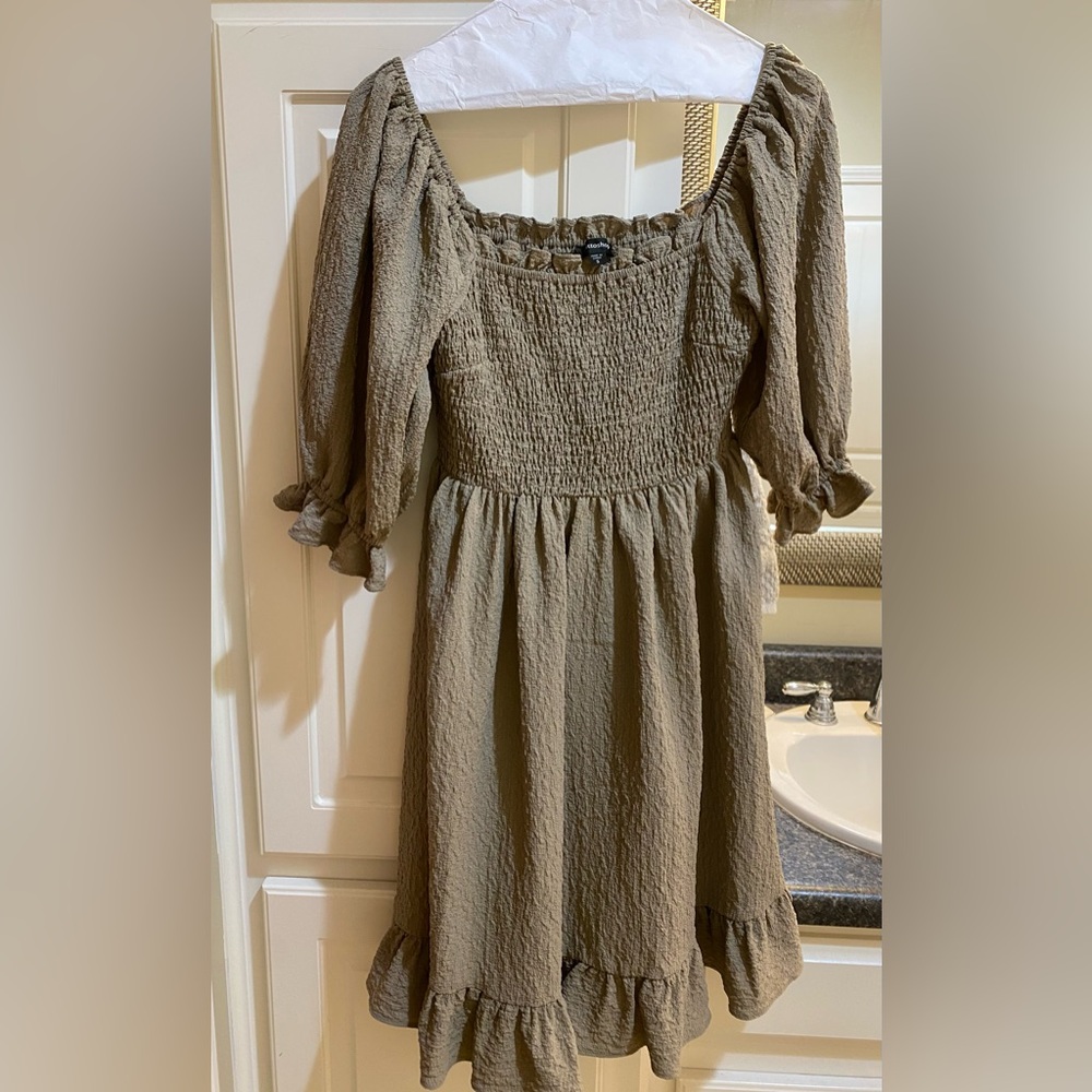Mittoshop Taupe Smocked Top